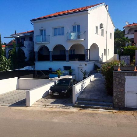 Villa Infinity Пінезіци Екстер'єр фото